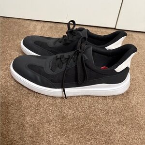 Rockport Men's Black Low-Top Casual Sneakers with White Heel Accent